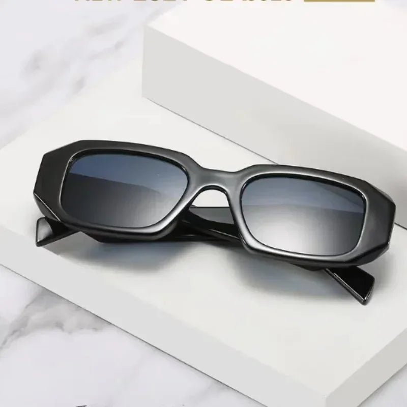 2025 Classic square - shaped women's fashion sunglasses - Oreela
