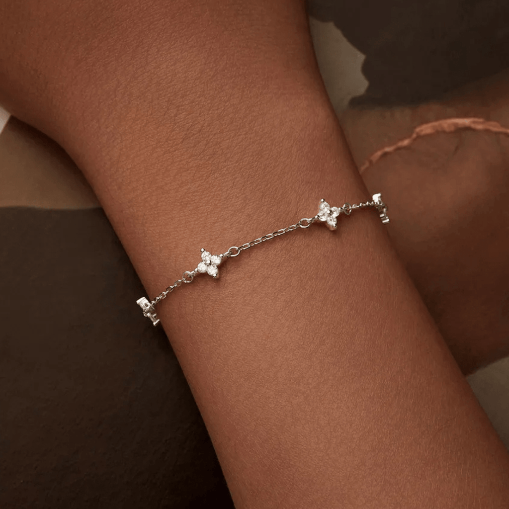 Silver Flower Bracelet - Oreela