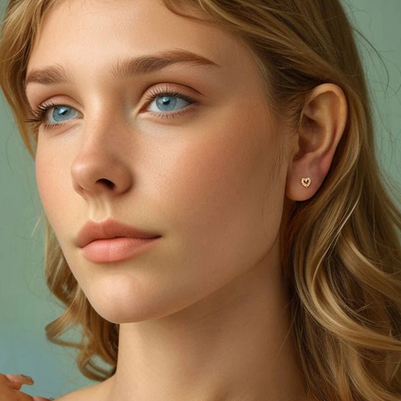 Heart Stud Earrings - Oreela