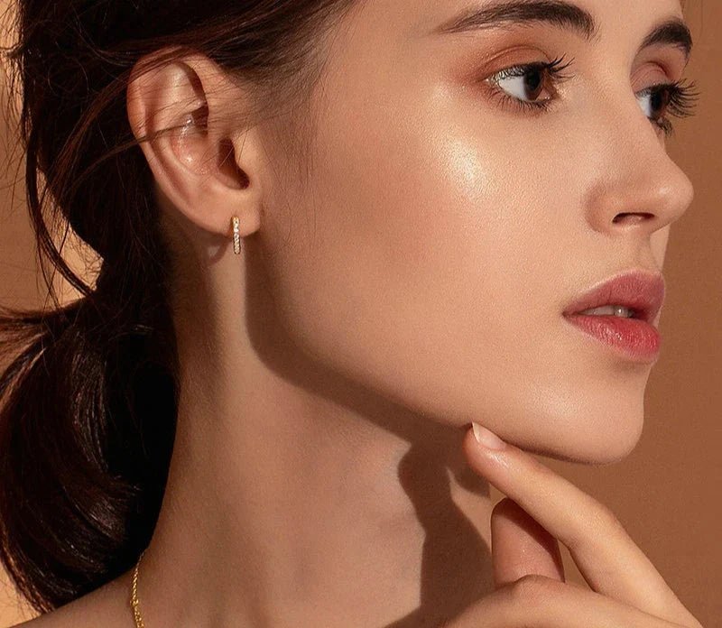 Small Gold Huggie Hoop Earrings - Oreela