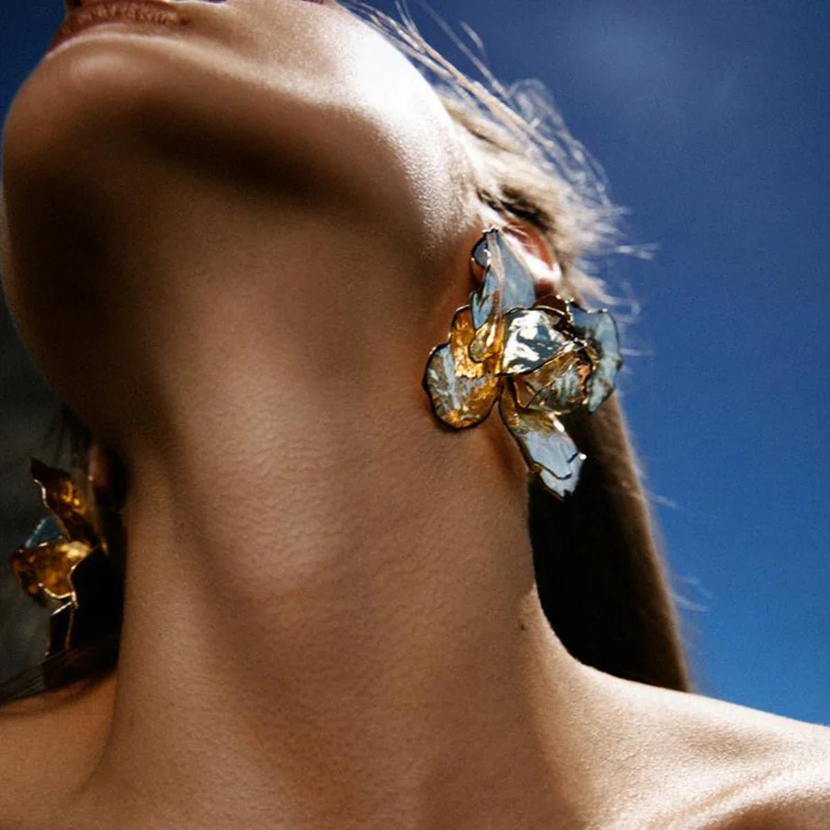 Irregular Metal Flower Earrings - Oreela