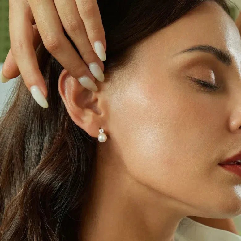 Pearl Elegance Studs - Oreela