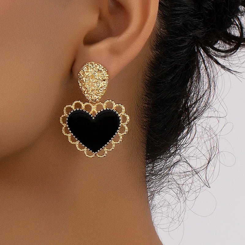 Black Heart Drop Earrings - Oreela
