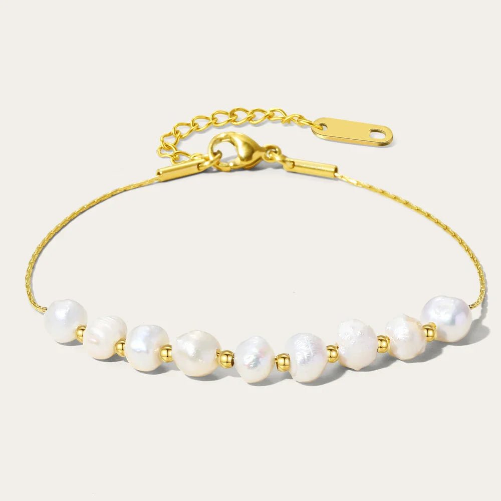 Pearl Charm Bracelet - Oreela