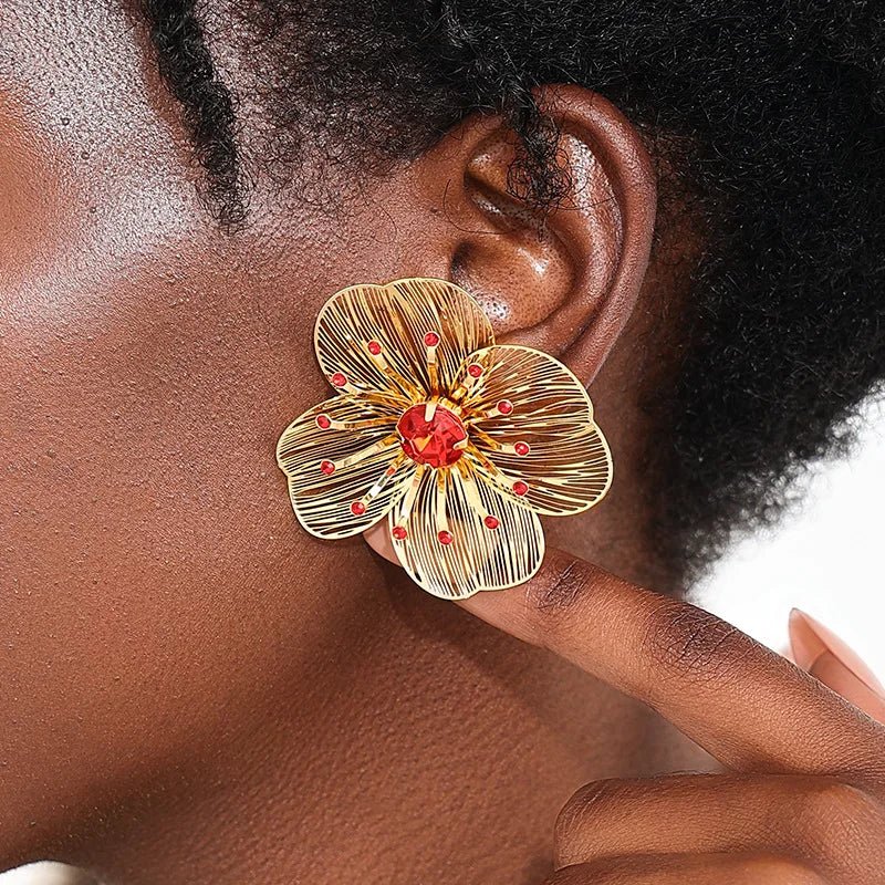 Glass Flower Stud Earrings - Oreela