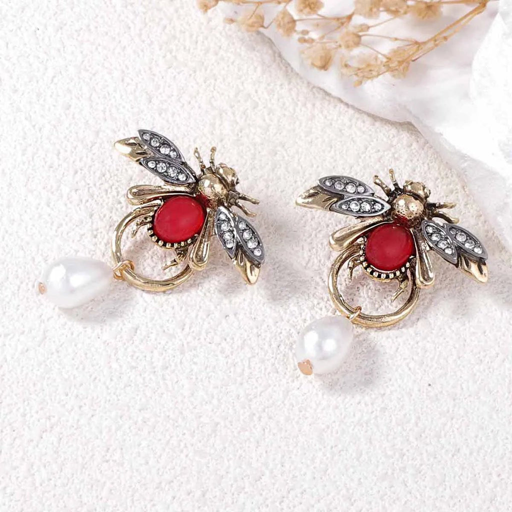 Vintage Bee Pearl Drop Earrings/Chain - Oreela