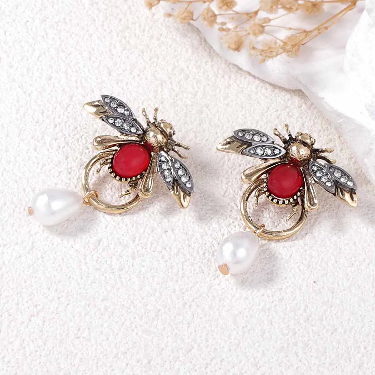 Vintage Bee Pearl Drop Earrings/Chain - Oreela