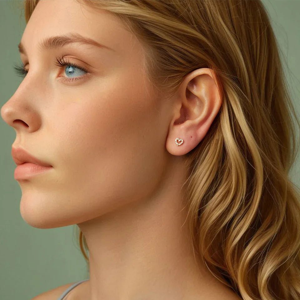 Heart Stud Earrings - Oreela