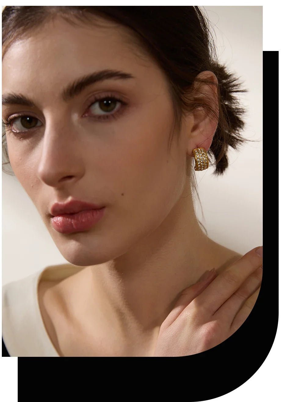 Zirconia Geometric C - Shaped Earrings - Oreela