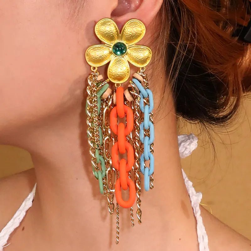 Flower Chain Earring - Oreela