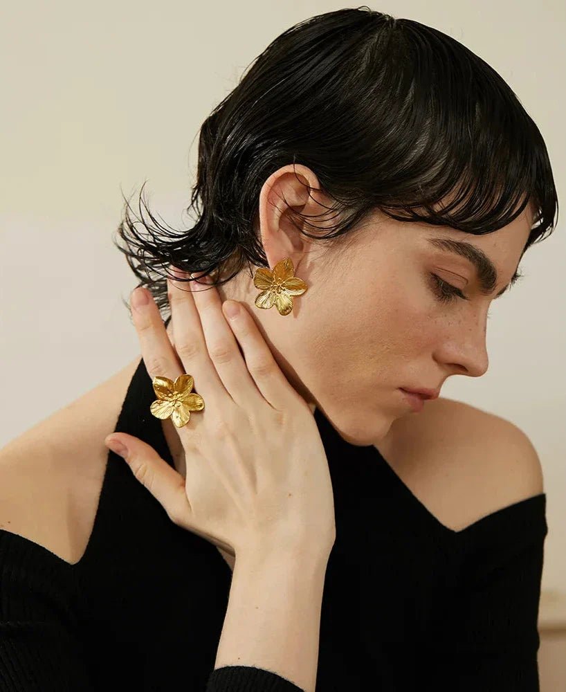 Gold Plated Vintage Flower Studs - Oreela