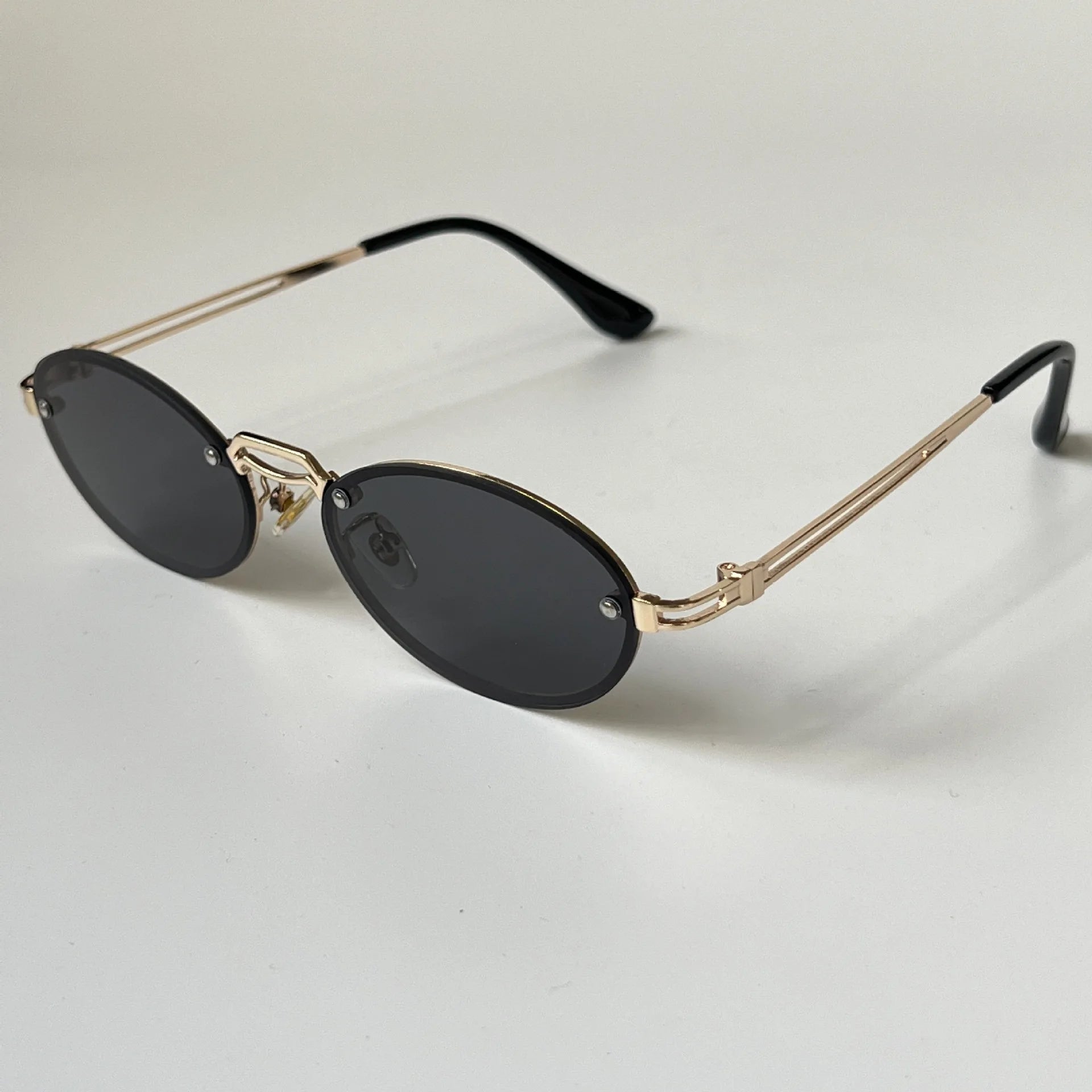 Fashion Sunglasses for Men & Women - Oreela