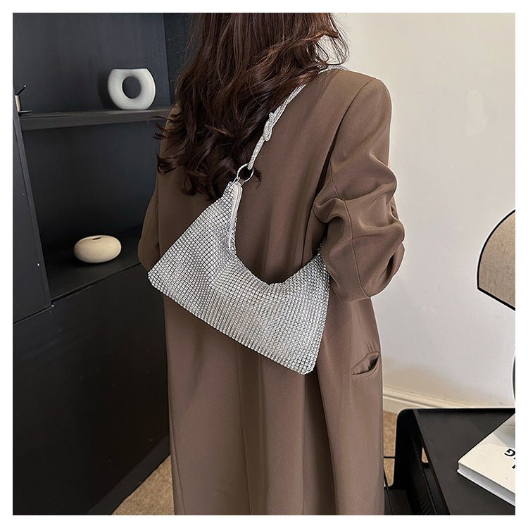 Iconic Structured Handbag with Sleek Minimalist Design - Oreela