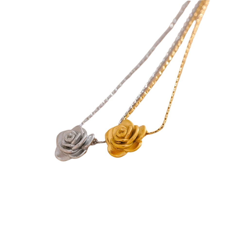 18K Gold Plated Flower Pendant Necklace - Oreela