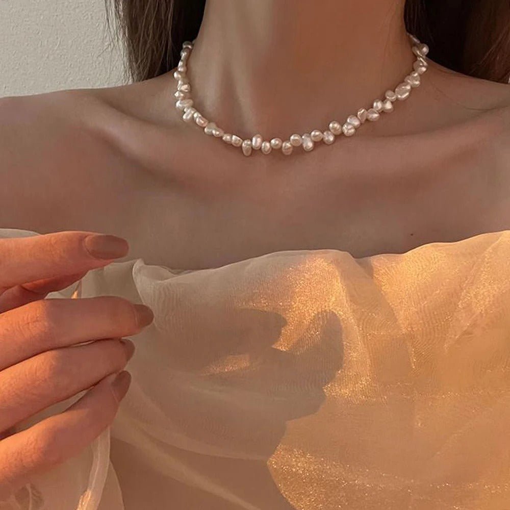 Elegant White Pearl Necklace - Oreela