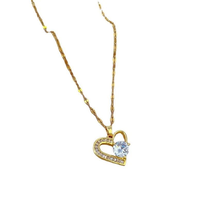 Asymmetrical Heart Pendant Necklace - Oreela
