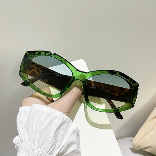 "New: Fashion Sunglasses for Women - Oreela