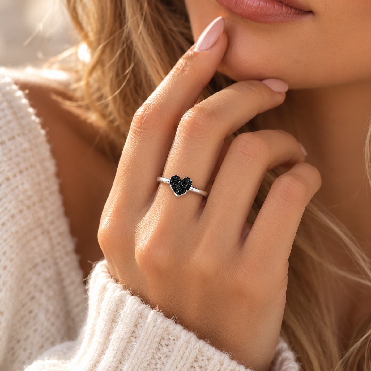 Noir Heart Ring
