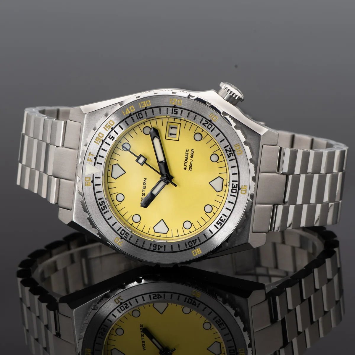 SEESTERN Men Watch Sapphire Luminous 200m Waterproof Bracelet Retro - Oreela