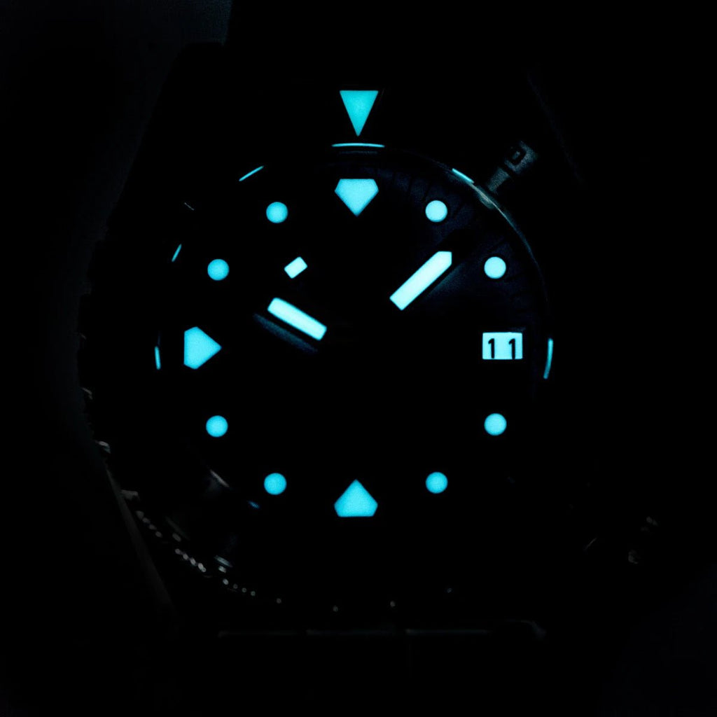 SEESTERN Men Watch Sapphire Luminous 200m Waterproof Bracelet Retro - Oreela