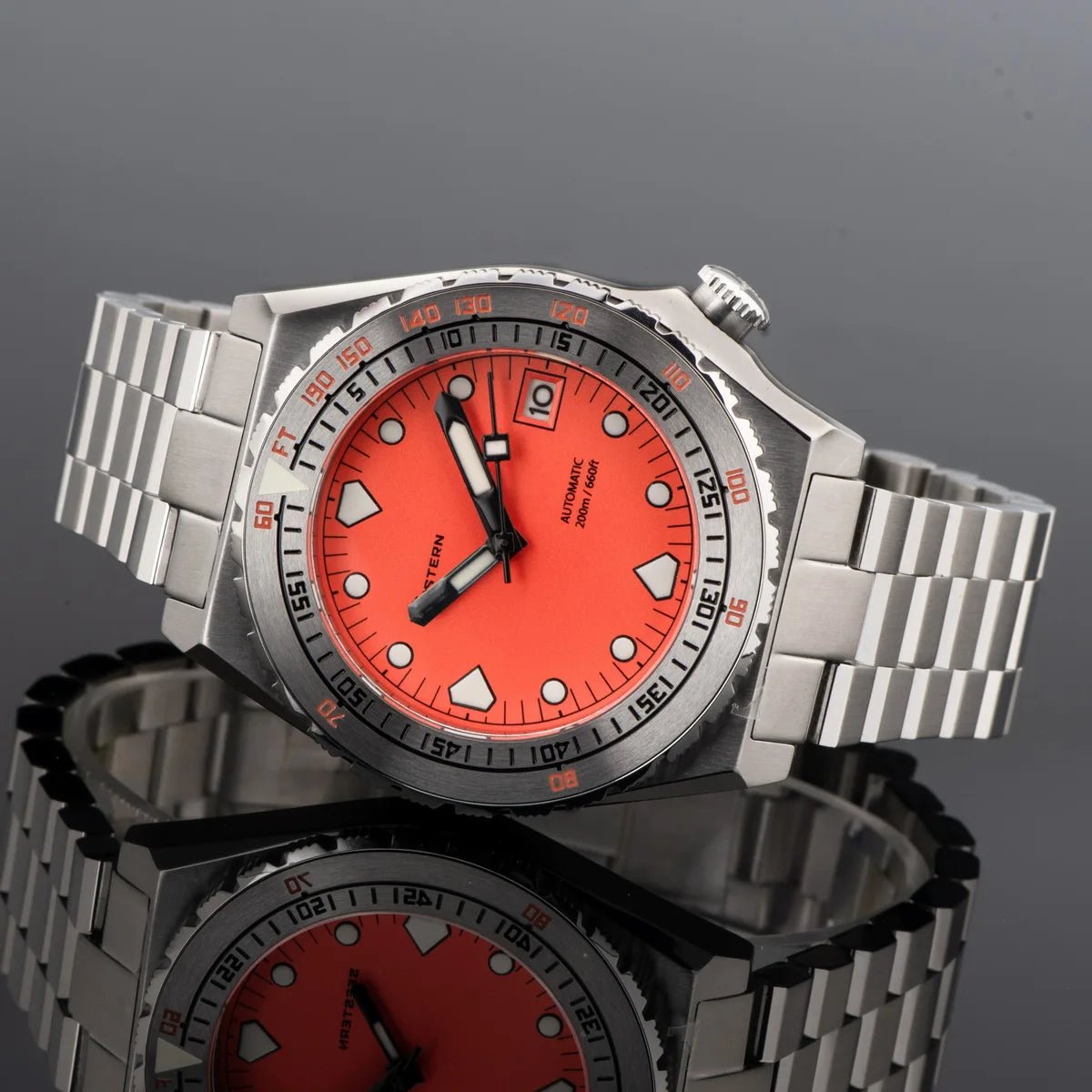 SEESTERN Men Watch Sapphire Luminous 200m Waterproof Bracelet Retro - Oreela
