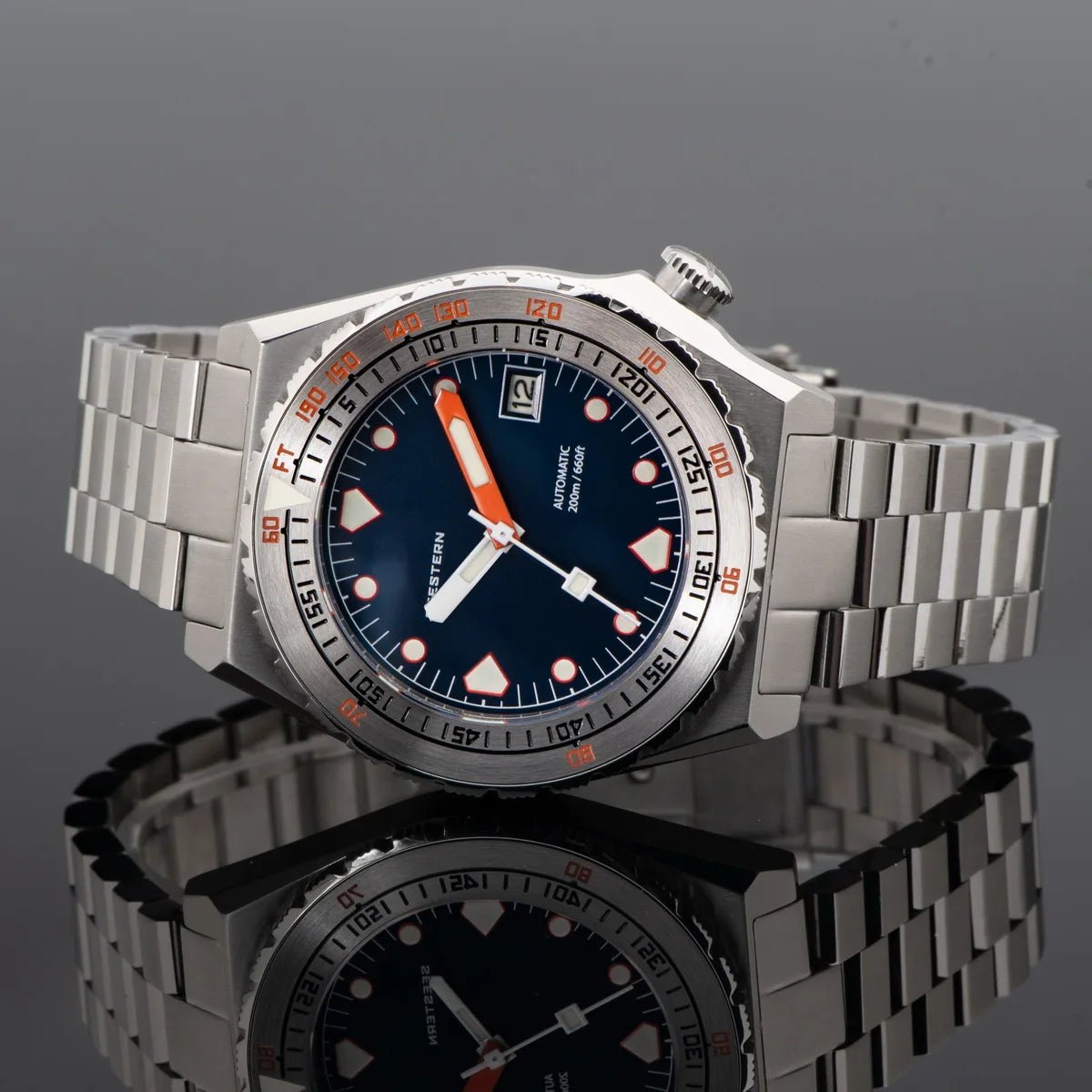 SEESTERN Men Watch Sapphire Luminous 200m Waterproof Bracelet Retro - Oreela