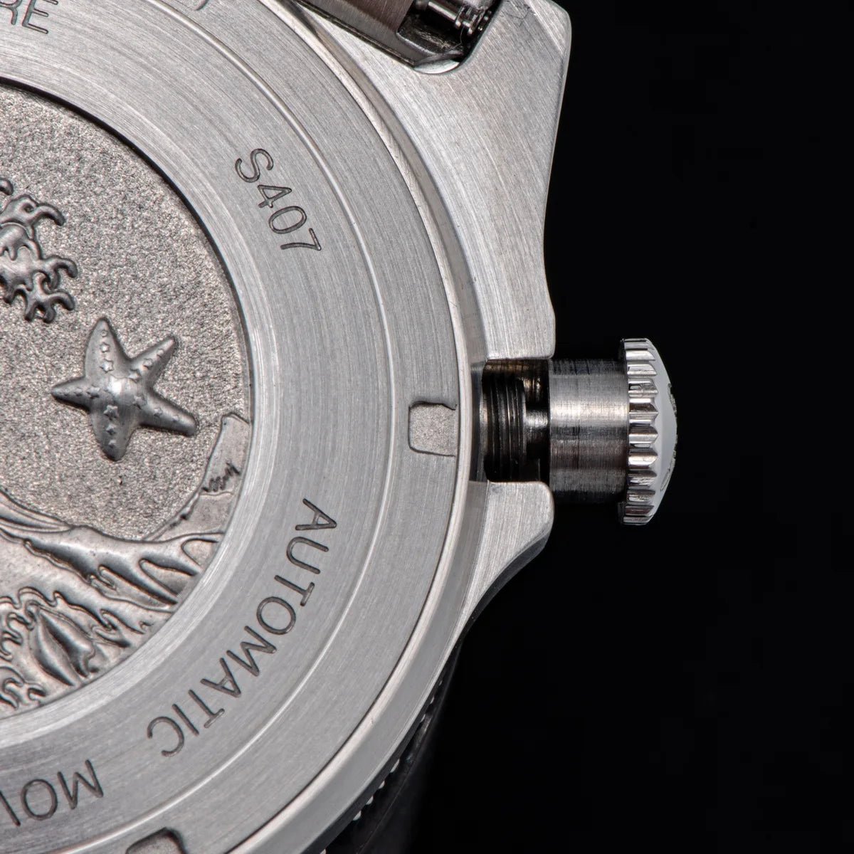 SEESTERN Men Watch Sapphire Luminous 200m Waterproof Bracelet Retro - Oreela