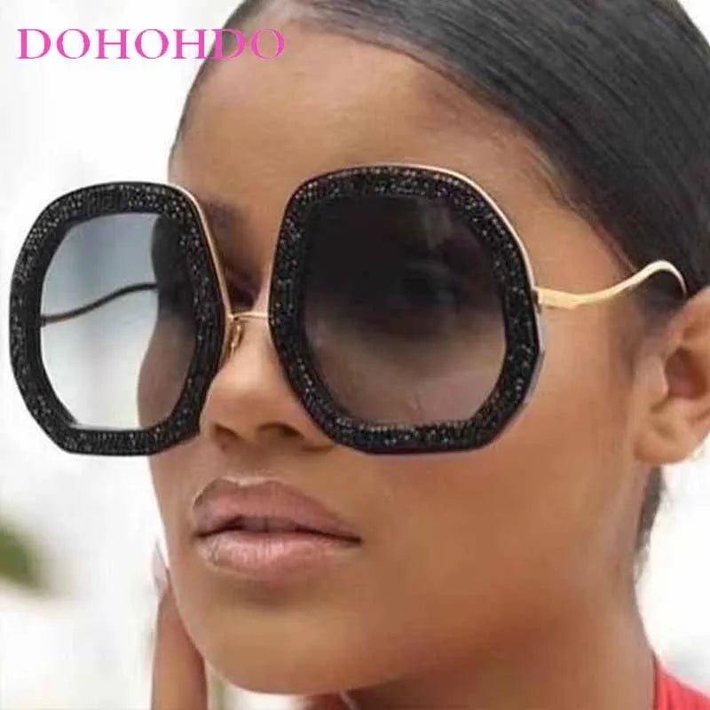 Trendy Oversized Oval Frame Women's Sunglasses - Oreela