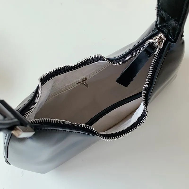 Women's Small Zip Pouch Bag - Oreela